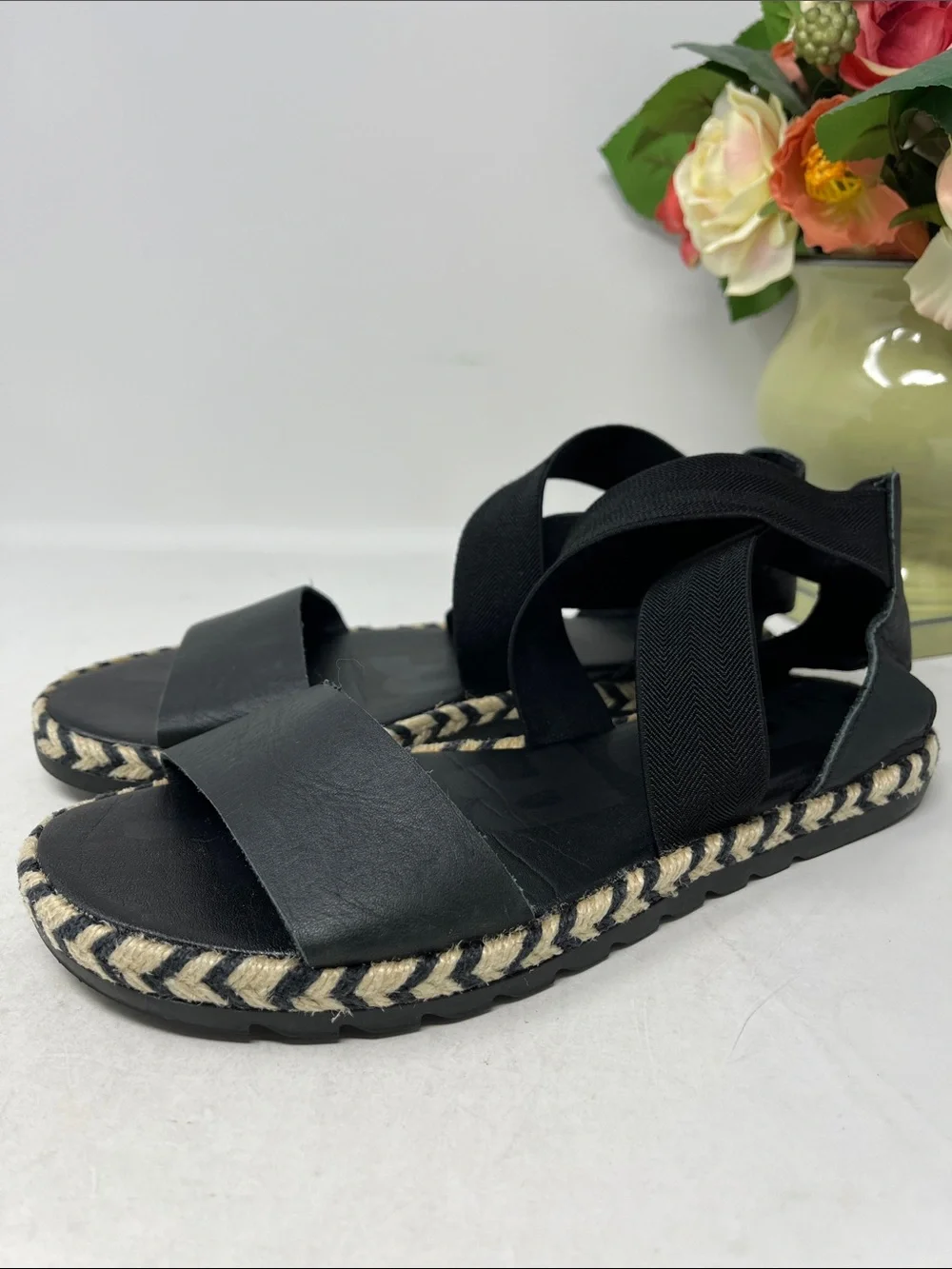SOREL Ella II Leather Strappy Stretch Sandal Minimalist Espadrille Flats SZ 6.5